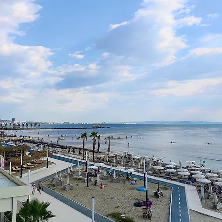 Sandy Blue Sea *