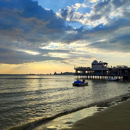 Sandy Blue Sea Дуррес